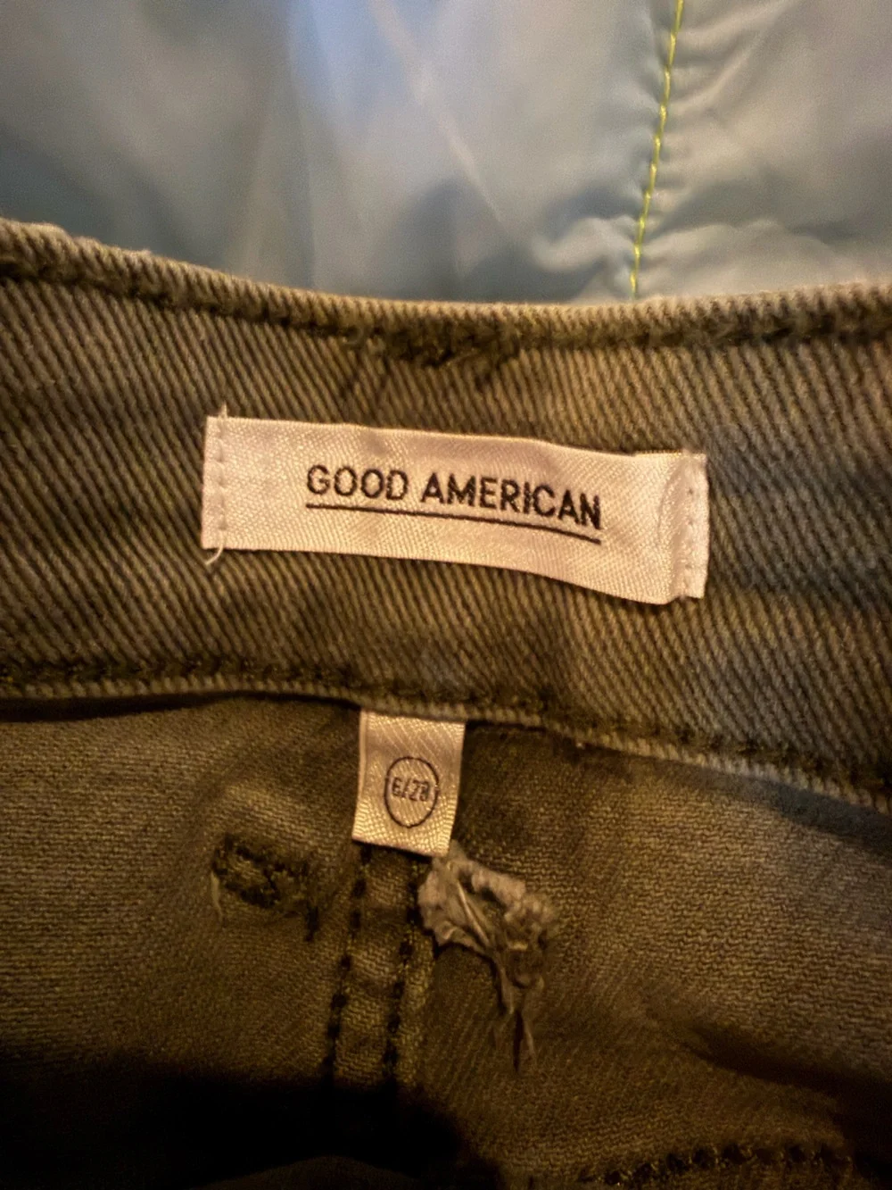 EUC Good American Olive Army Green Denim shorts size 6/28 - Picture 2 of 3